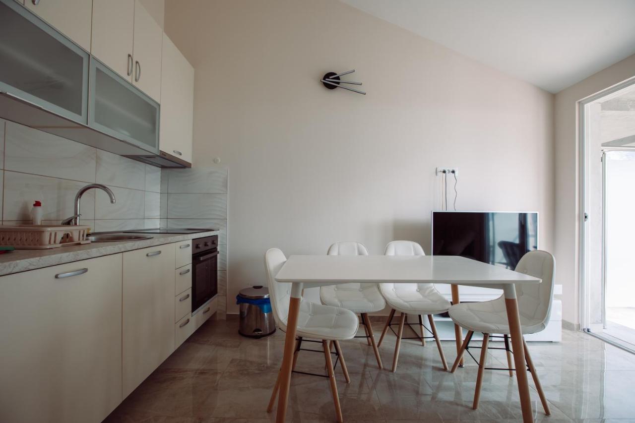 קוטור Apartmani Peko מראה חיצוני תמונה
