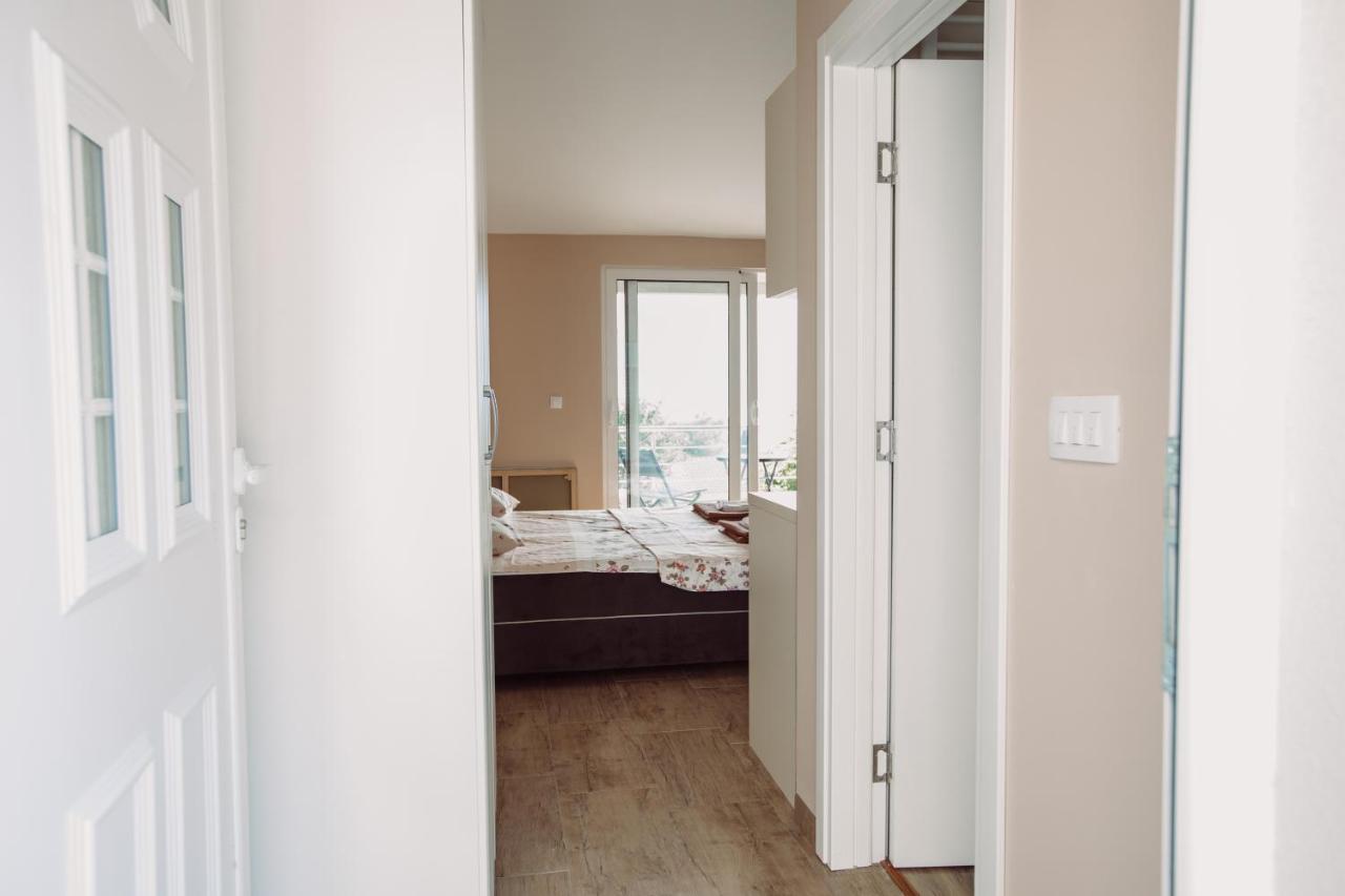 קוטור Apartmani Peko מראה חיצוני תמונה
