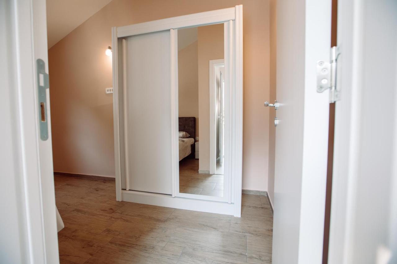 קוטור Apartmani Peko מראה חיצוני תמונה